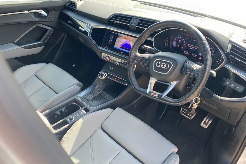 Audi Q3 1.5 Tfsi Cod 35 Black Edition Sportback White #6