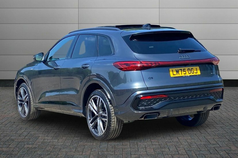 Audi Q5 2.0 Tfsi Edition 1 Suv S Tronic Quattro Grey #3