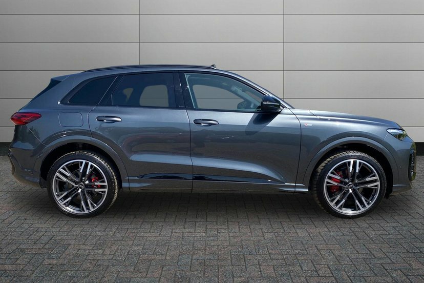 Audi Q5 2.0 Tfsi Edition 1 Suv S Tronic Quattro Grey #4