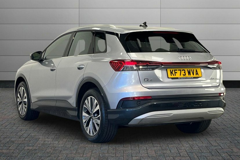 Audi Q4 E Tron 35 Sport Suv 55Kwh 170 Ps KF73WVA Silver #3