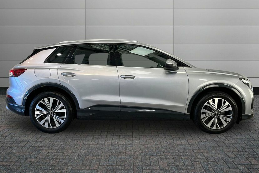Audi Q4 E Tron 35 Sport Suv 55Kwh 170 Ps KF73WVA Silver #4