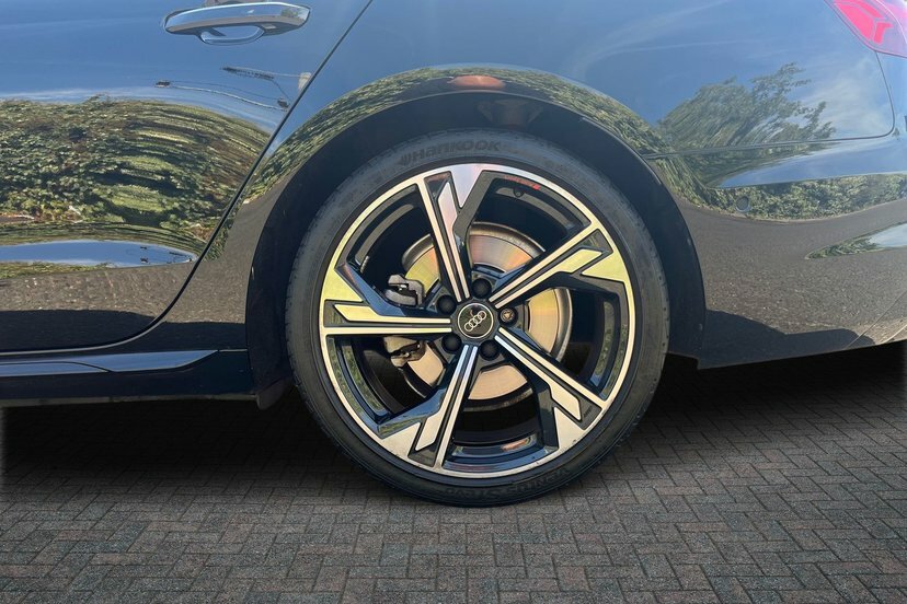 Audi A4 2.0 Tfsi 35 Black Edition Saloon S Tron Black #5
