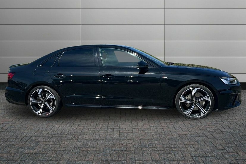 Audi A4 2.0 Tfsi 35 Black Edition Saloon S Tron Black #4