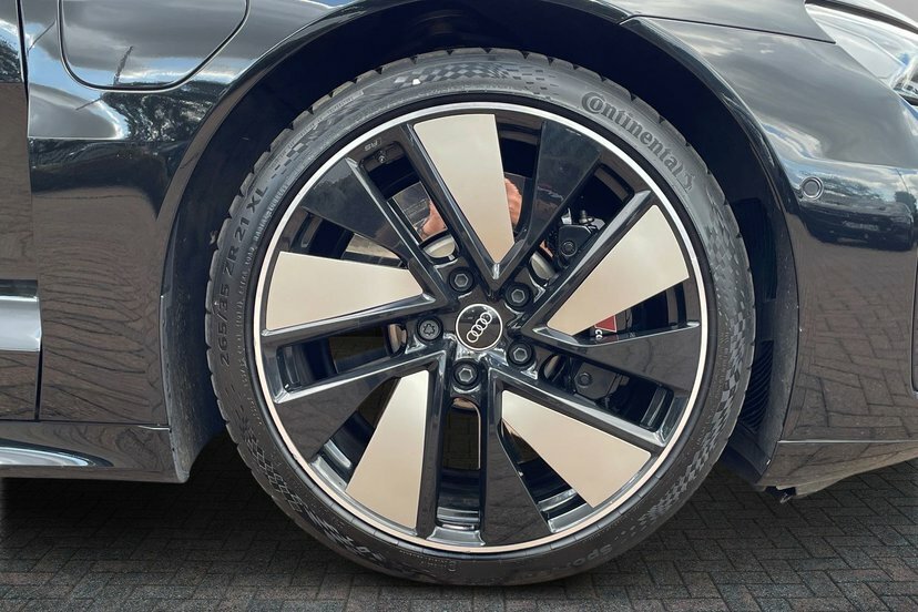Audi Rs E-Tron Gt 93.4Kwh Saloon Quattro 598 Ps Black #5
