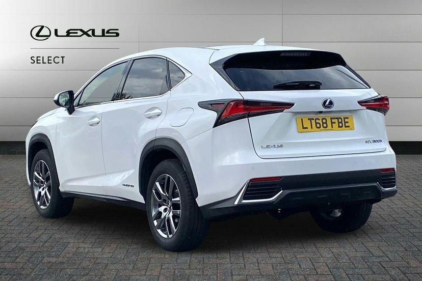 Lexus NX 2.5 300H Luxury Suv Hybrid E-cvt 4Wd 1 White #3