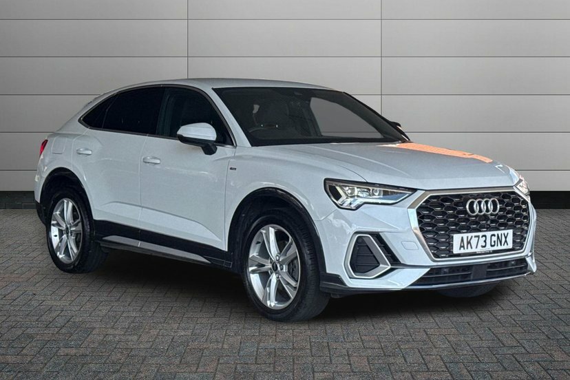Audi Q3 1.5 Tfsi Cod 35 S Line Sportback S Tron White