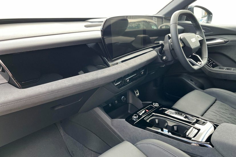 Audi Q6 E-Tron 83Kwh Black Edition Suv 252 Ps EF26TRV Blue #2
