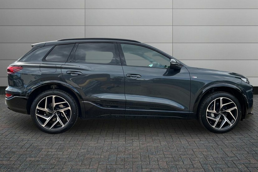 Audi Q6 E-Tron 100Kwh Performance Black Edition Suv ET26MXJ Grey #4