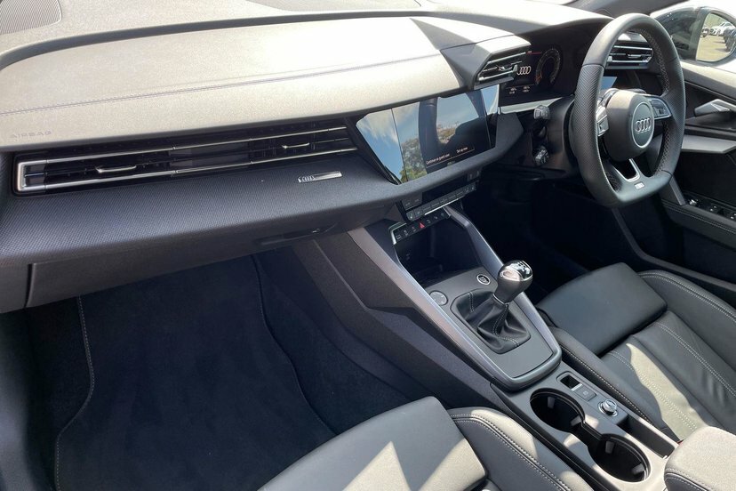Audi A3 1.5 Tfsi Black Edition Sportback Grey #2