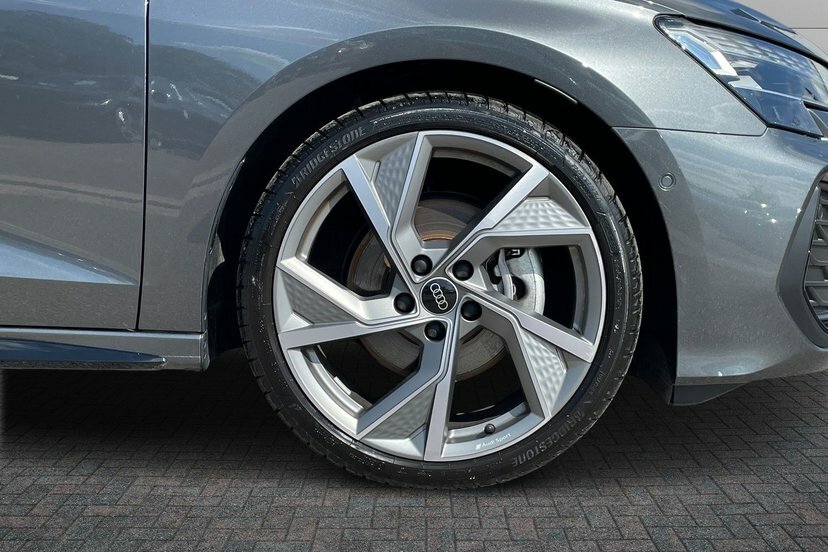 Audi A3 1.5 Tfsi Black Edition Sportback Grey #5