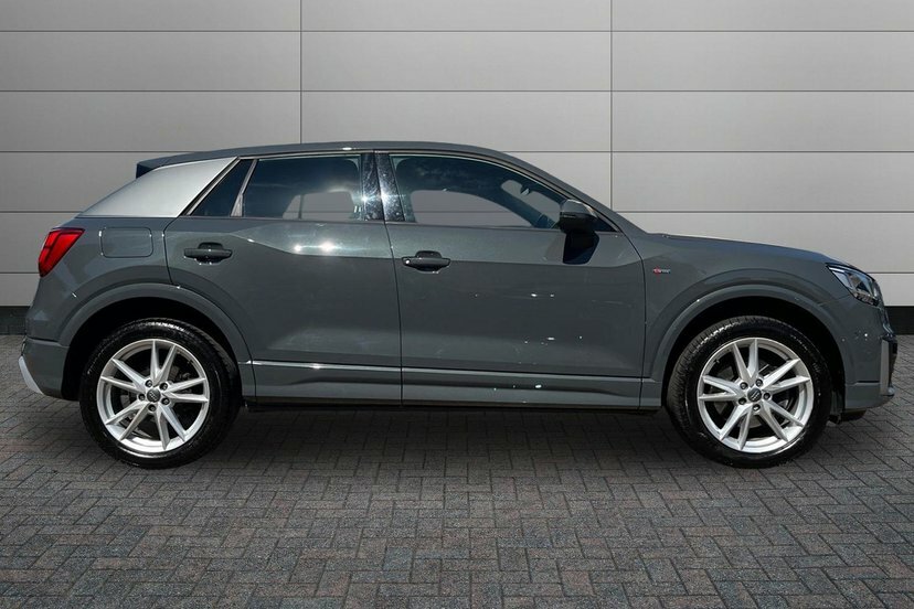Audi Q2 2.0 Tfsi 40 S Line Suv S Tronic Quattro Grey #4