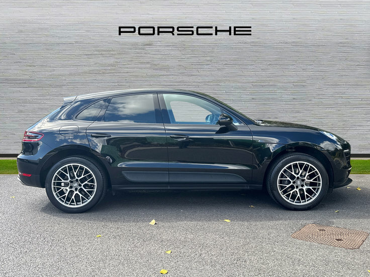 Porsche Macan 2.0T Suv Pdk 4Wd 252 Ps Black #3