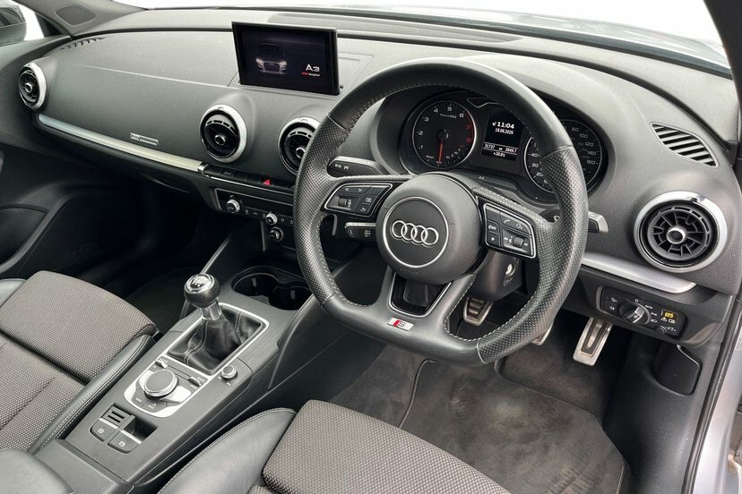 Audi A3 1.5 Tfsi Cod Black Edition Sportback Ma AP18XPC Silver #6