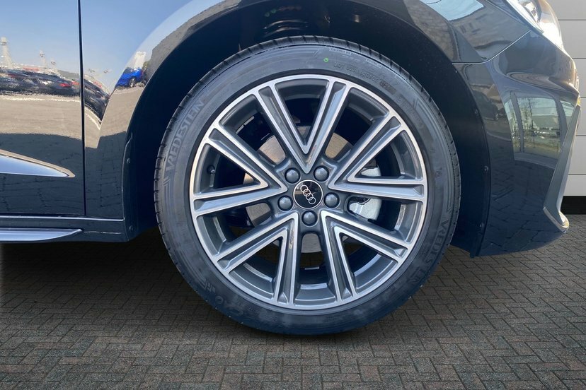 Audi A1 1.0 Tfsi 30 S Line Sportback S Tronic Black #5