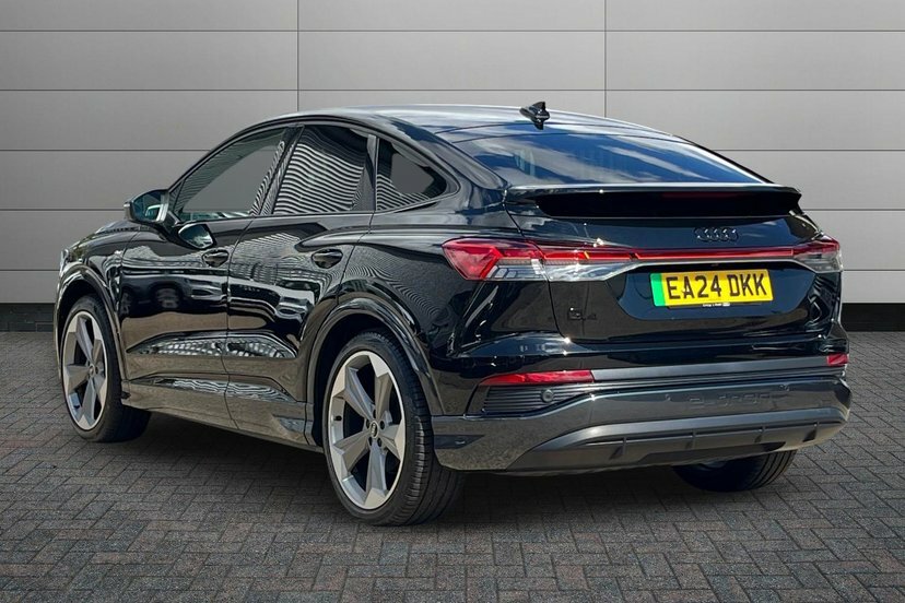 Audi Q4 E Tron 40 Black Edition Sportback 82Kwh EA24DKK Black #3