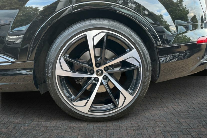 Audi Q7 3.0 Tfsi V6 55 Black Edition Suv Tiptro Black #5