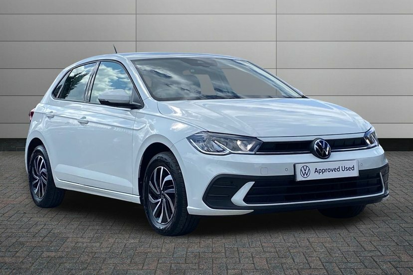 Volkswagen Polo 1.0 Tsi Life Hatchback 95 Ps White