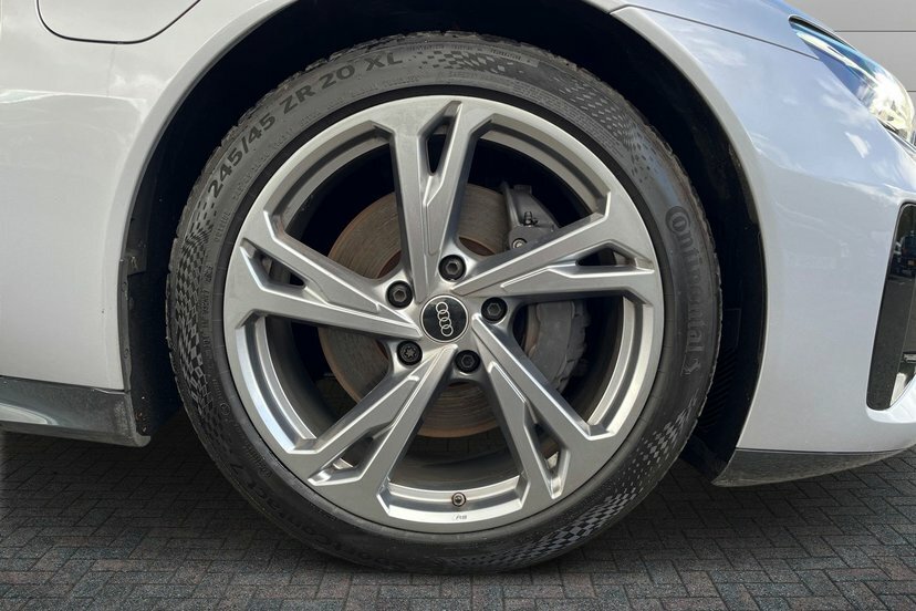 Audi E Tron GT 93.4Kwh Saloon Quattro 476 Ps Silver #5