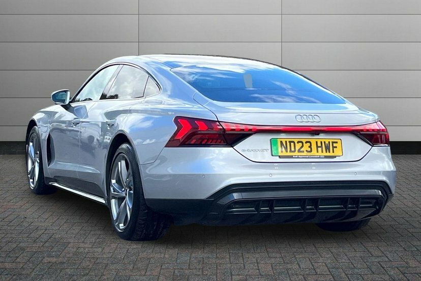 Audi E Tron GT 93.4Kwh Saloon Quattro 476 Ps Silver #3