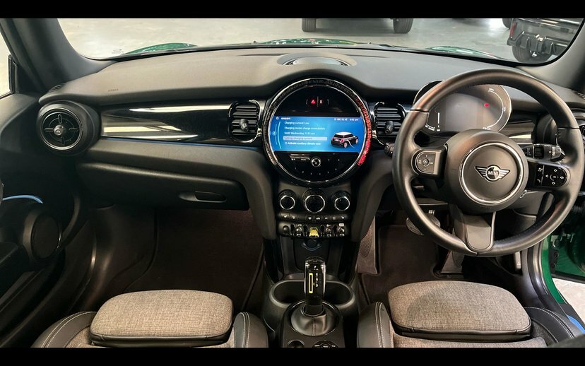 Mini Hatch Level 2 GY72LPK Green #4