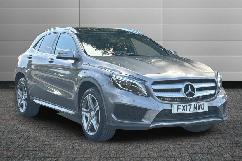 Mercedes-Benz GLA Class Gla250 Amg Line Premium Plus Grey