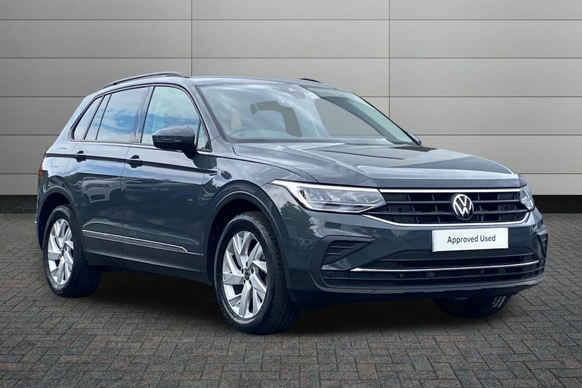 Volkswagen Tiguan 1.5 Tsi Life Suv 150 Ps Grey