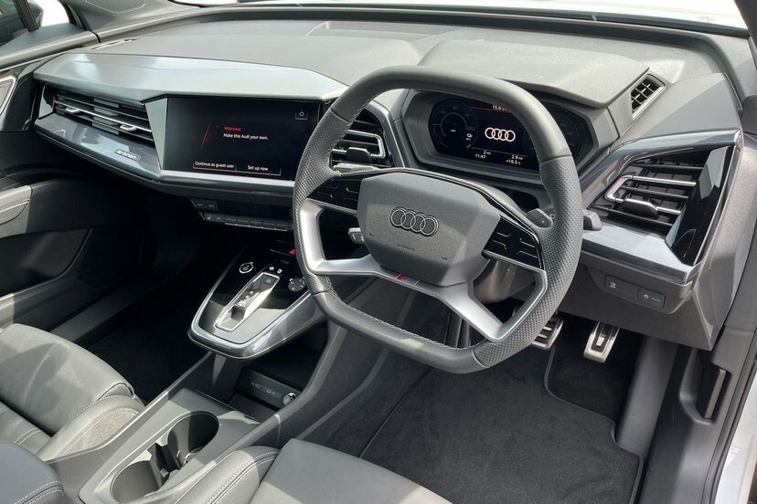 Audi Q4 E Tron 45 Black Edition Suv 82Kwh 286 AP26CFV White #6