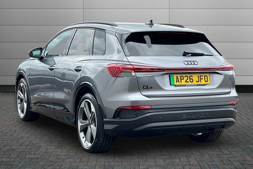 Audi Q4 E Tron 45 Black Edition Suv 82Kwh 286 AP26JFO Grey #3