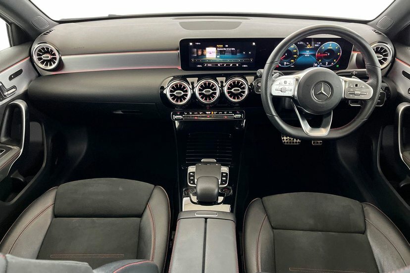 Mercedes-Benz A Class A180d Amg Line Premium Plus AV19BNF White #6
