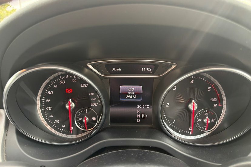 Mercedes-Benz CLA Class Cla220d Amg Line Coupe Black #6