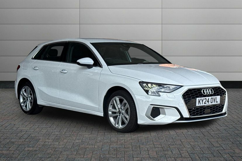 Audi A3 1.5 Tfsi 35 Sport Sportback 150 White