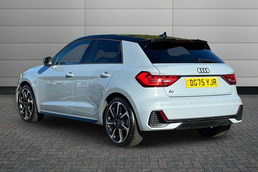 Audi A1 1.5 Tfsi 35 Black Edition Sportback S T Grey #3