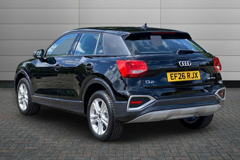 Audi Q2 1.5 Tfsi Cod 35 Sport Suv S Tronic 150 Black #3