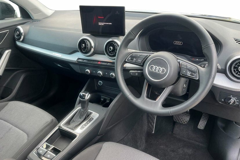 Audi Q2 1.5 Tfsi Cod 35 Sport Suv S Tronic 150 Black #6