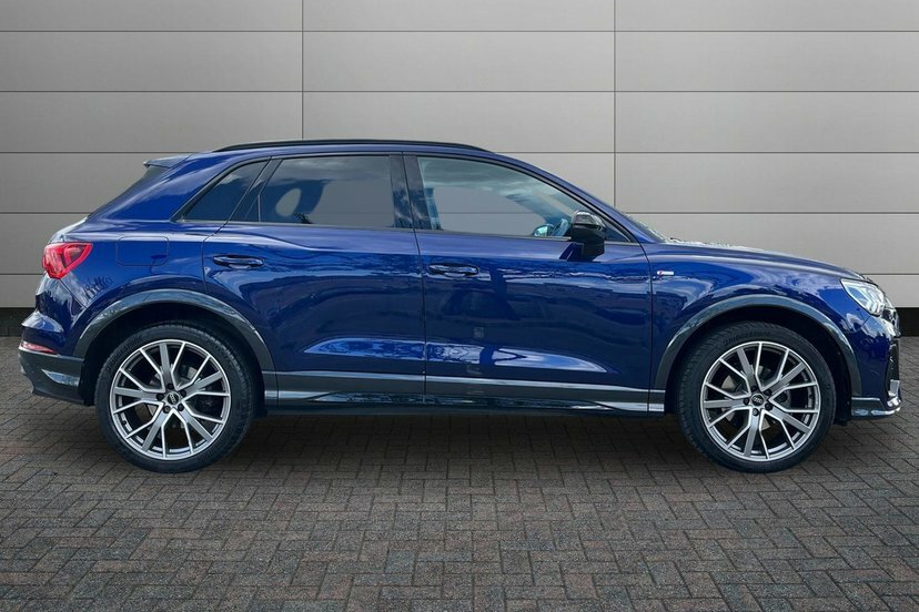 Audi Q3 1.5 Tfsi Cod 35 Black Edition Suv S Tro LK24WFU Blue #4