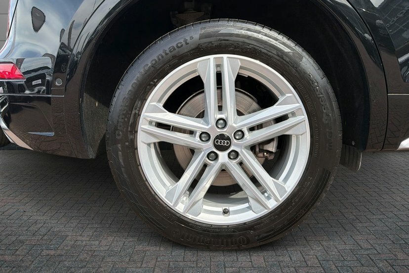 Audi Q5 2.0 Tfsie 50 S Line Suv Plug-in Hybrid Black #5