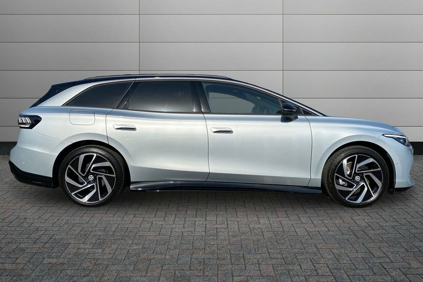 Volkswagen ID.7 Pro S 86Kwh Match Plus Tourer 2 Silver #4