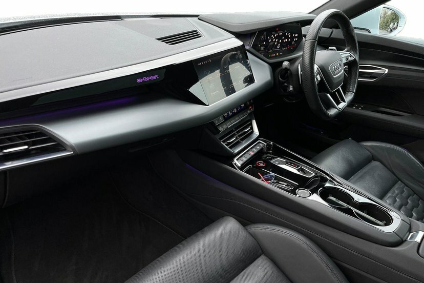 Audi E Tron GT 93.4Kwh Saloon Quattro 476 Ps Grey #2