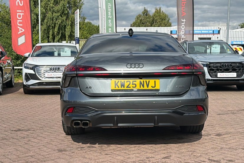 Audi A6 Saloon Launch Edition Black #28