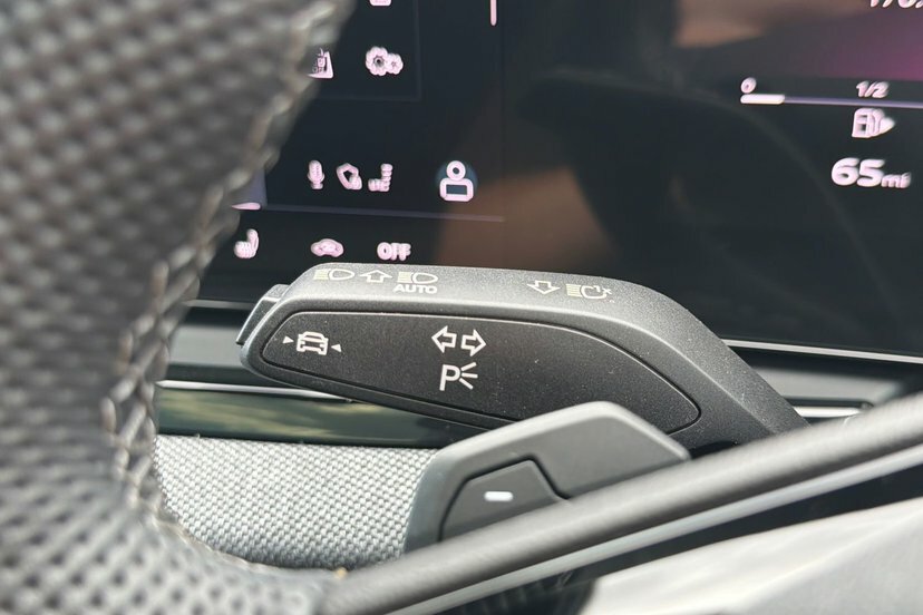 Audi A6 Saloon Launch Edition Black #53