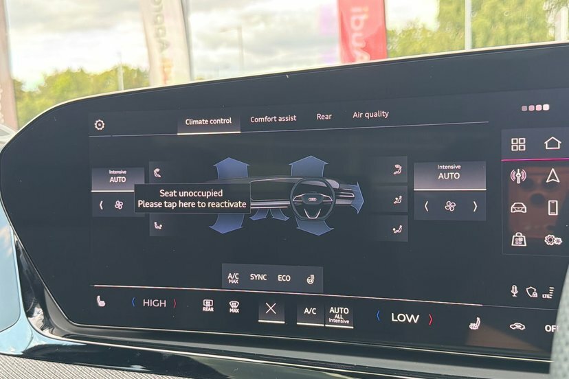 Audi A6 Saloon Launch Edition Black #60