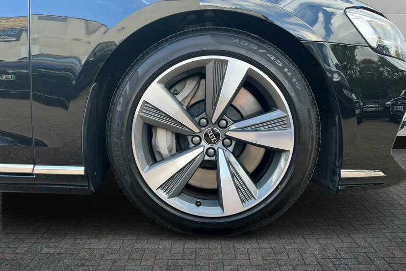 Audi A8 3.0 Tfsie V6 60 Sport Saloon Plug-in Hy Black #5