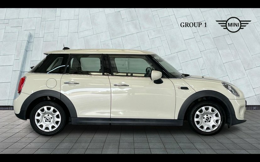 Mini Hatch 5-Door Hatch One Classic EA69MKN White #3