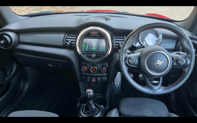 Mini Convertible Convertible Cooper Sport AE19MYY Red #4