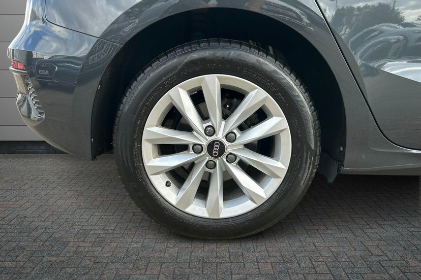 Audi A3 1.0 Tfsi 30 Technik Sportback 1 LL72TLK Grey #5
