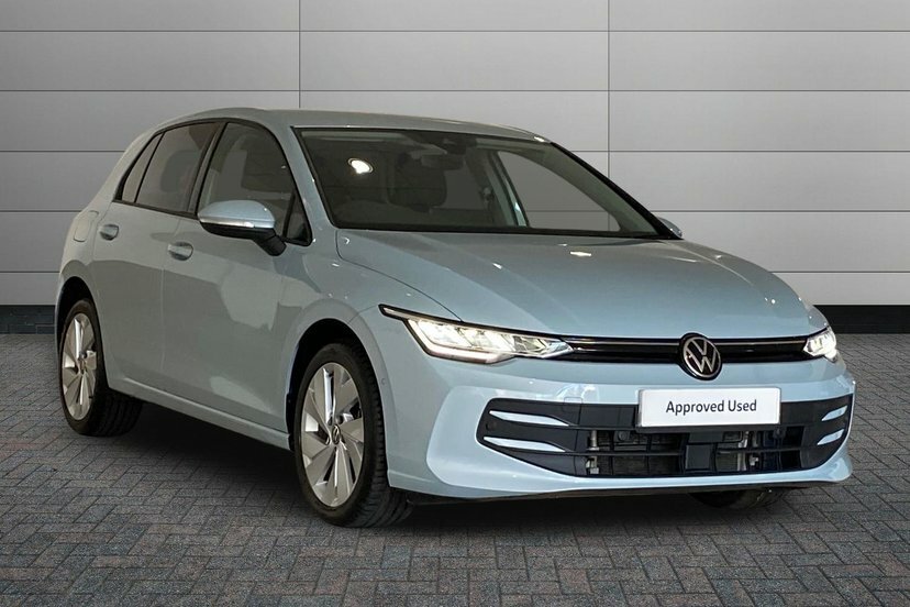 Volkswagen e-Golf 1.5 Tsi Ehybrid 19.7Kwh Match Hatchback Blue