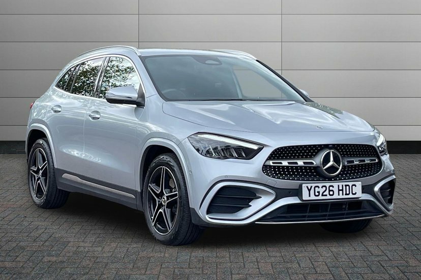Mercedes-Benz GLA Class Gla200d Amg Line Executive Silver