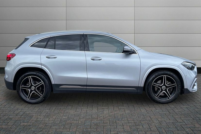Mercedes-Benz GLA Class Gla200d Amg Line Executive YG26HDC Silver #3
