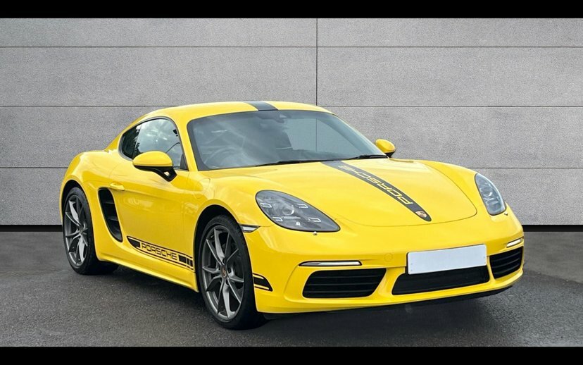 Porsche 718 Cayman 2.0T Coupe 300 Ps Yellow