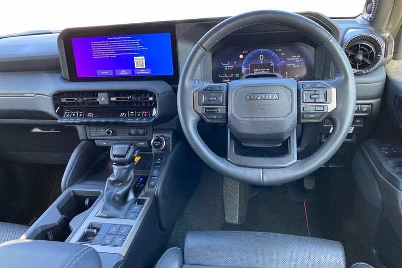 Toyota Land Cruiser 2.8D First Edition Suv 4Wd Lwb RY74OBE Blue #6